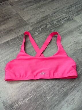 ALO Yoga Hot Pink Crossback Sunny Strappy Sports Bra